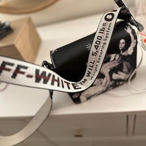 *RARE OFF-WHITE PURSE